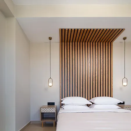 Elinor - Nature Retreat Amidst Mountains & By Etouri