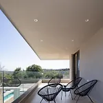 Elinor - Nature Retreat Amidst Mountains & By Etouri Villa *