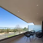Elinor - Nature Retreat Amidst Mountains & By Etouri Villa