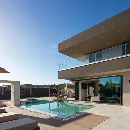 Elinor - Nature Retreat Amidst Mountains&lake By Etouri Villa