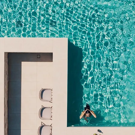 Villa Elinor - Nature Retreat Amidst Mountains&lake By Etouri La Canée