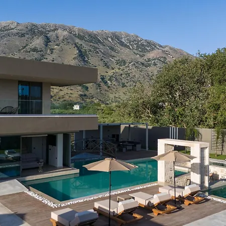 Elinor - Nature Retreat Amidst Mountains&lake By Etouri Villa La Canée