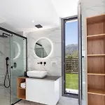 Elinor - Nature Retreat Amidst Mountains & By Etouri *