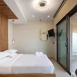 Elinor - Nature Retreat Amidst Mountains & By Etouri