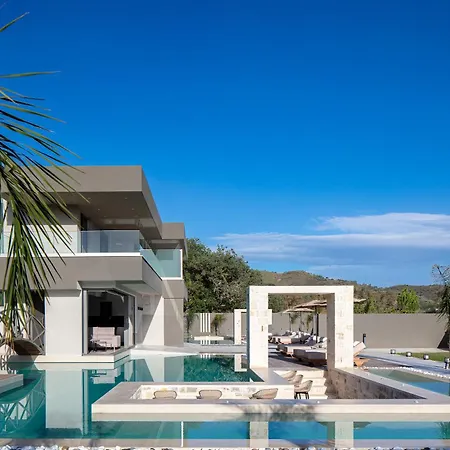 Elinor - Nature Retreat Amidst Mountains & By Etouri Vila Chania (Crete)