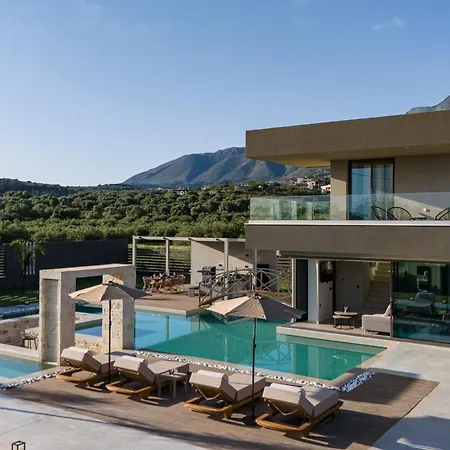 Elinor - Nature Retreat Amidst Mountains & By Etouri *