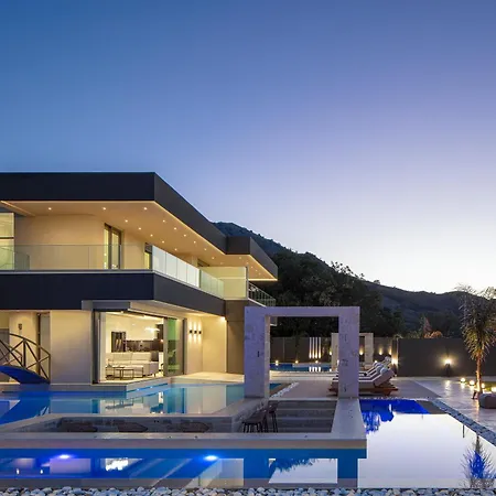 Elinor - Nature Retreat Amidst Mountains & By Etouri Βίλα *