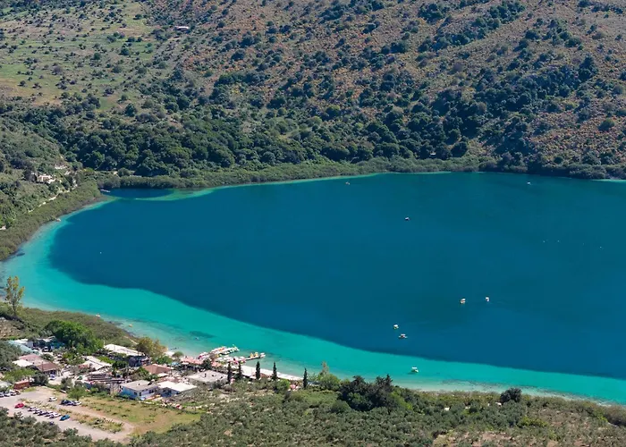 Villa Elinor - Nature Retreat Amidst Mountains & By Etouri *