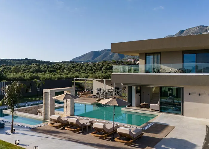 Elinor - Nature Retreat Amidst Mountains & By Etouri *