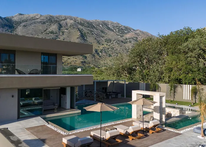 Elinor - Nature Retreat Amidst Mountains & By Etouri Villa Chania (Crete)