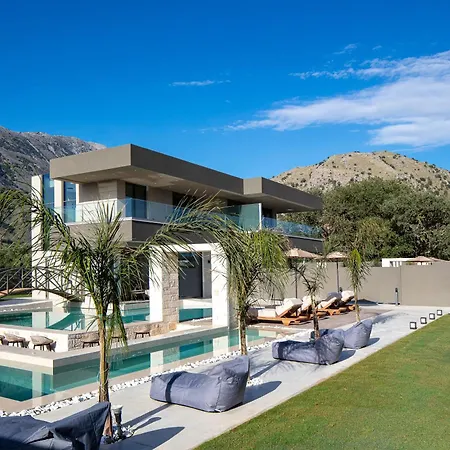 Elinor - Nature Retreat Amidst Mountains & By Etouri * Chania (Crete)