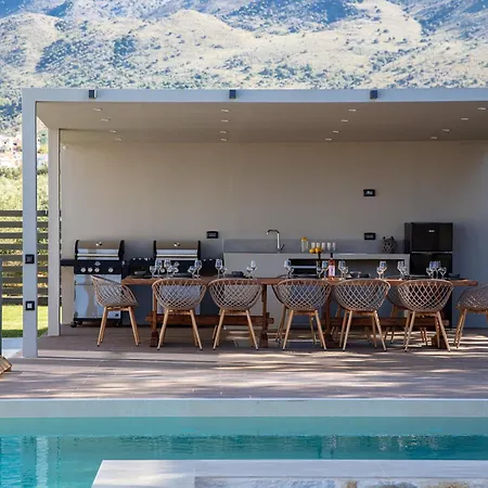 Elinor - Nature Retreat Amidst Mountains & By Etouri * Chania (Crete)